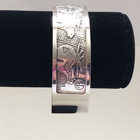 Vintage Roderick Tenorio Sterling Silver Bear Cuff - Picture 7 of 14